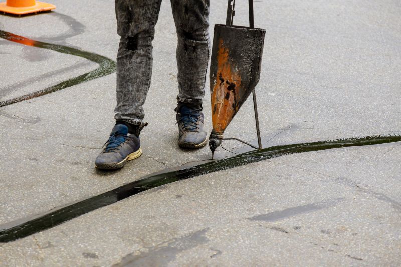 Who Provides Asphalt Sealing Services in West Des Moines