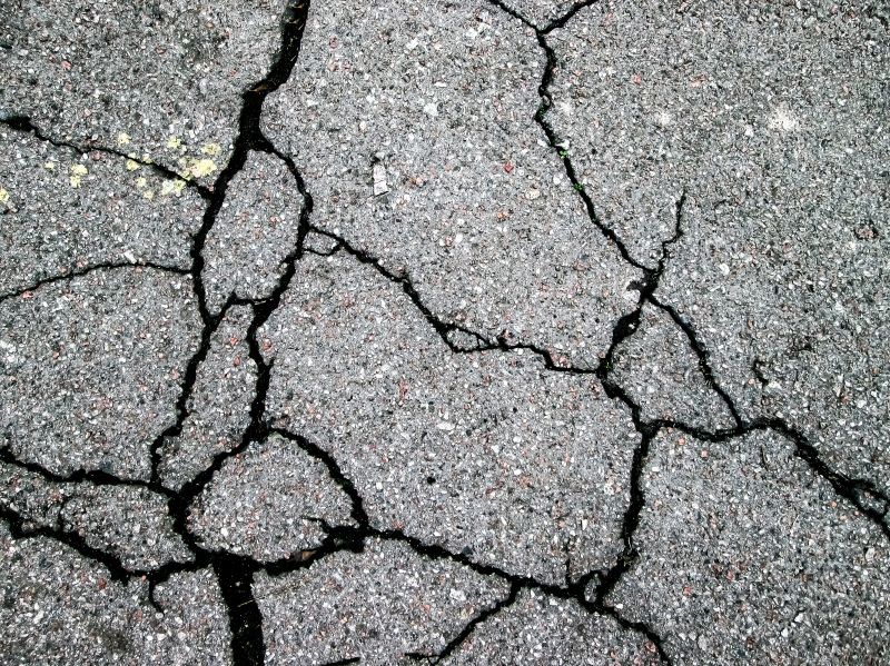 Pavement Crack Sealing